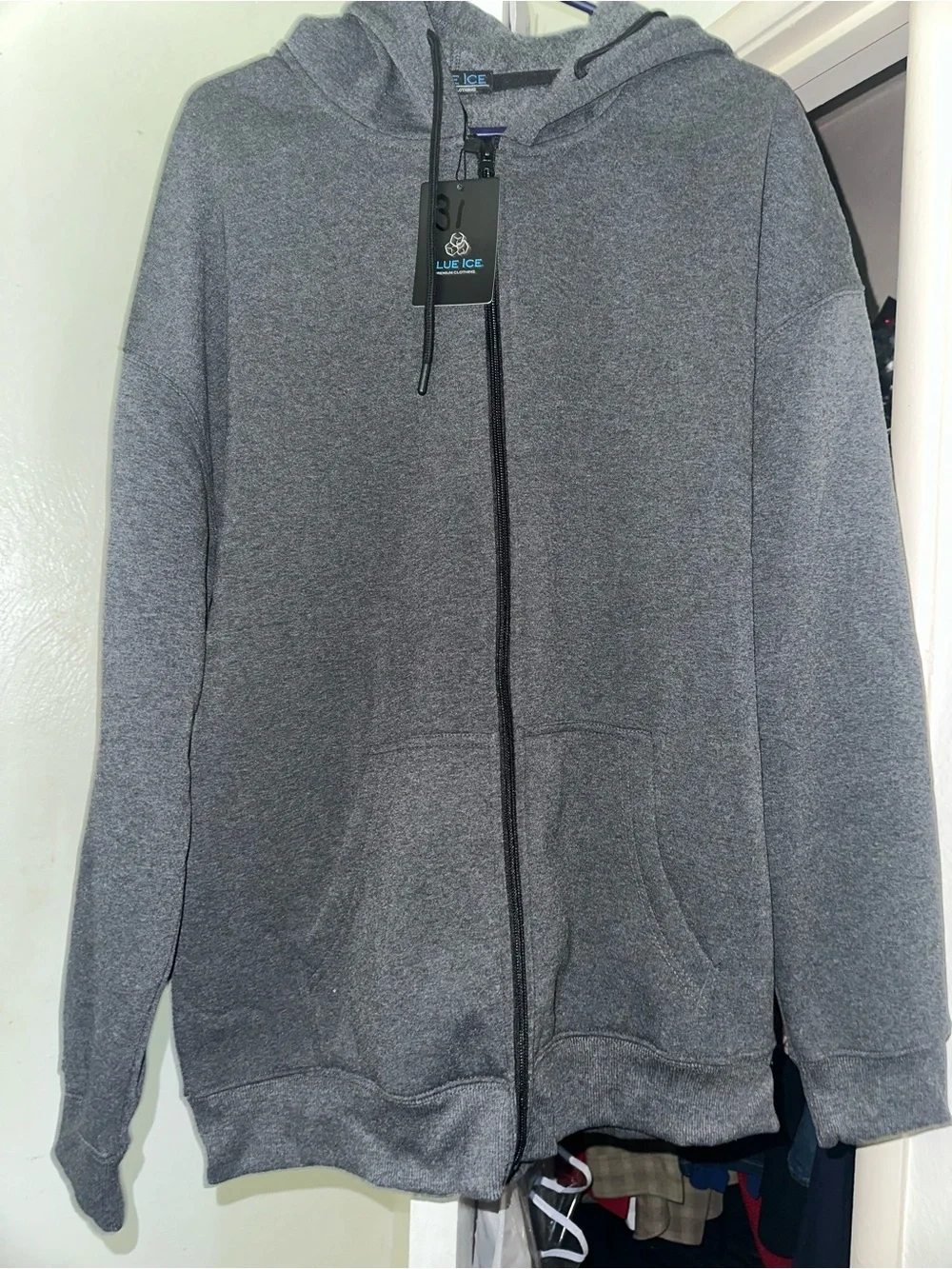 Men’s Gray Full-Zip Hooded Sweater